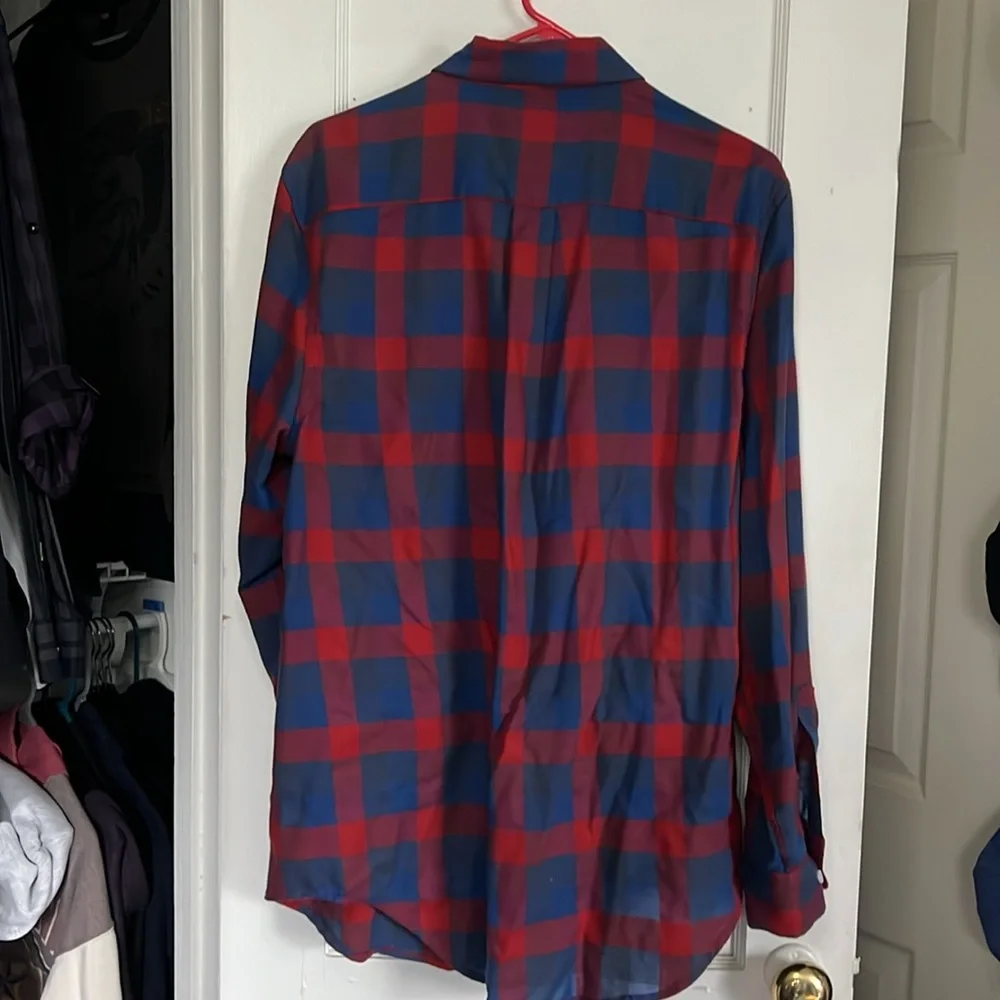 Men’s Button Down - Picture 4 of 7
